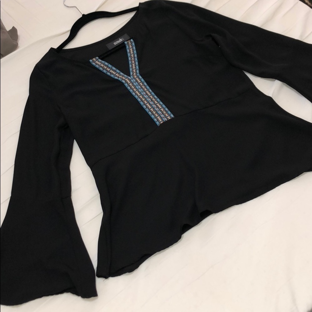 Black fit-n-flare long sleeve blouse